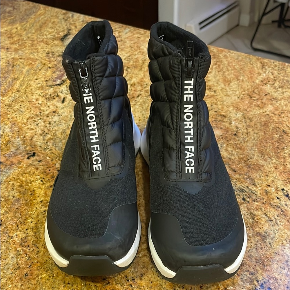 The North Face Black Quilted Boots Sneakers
